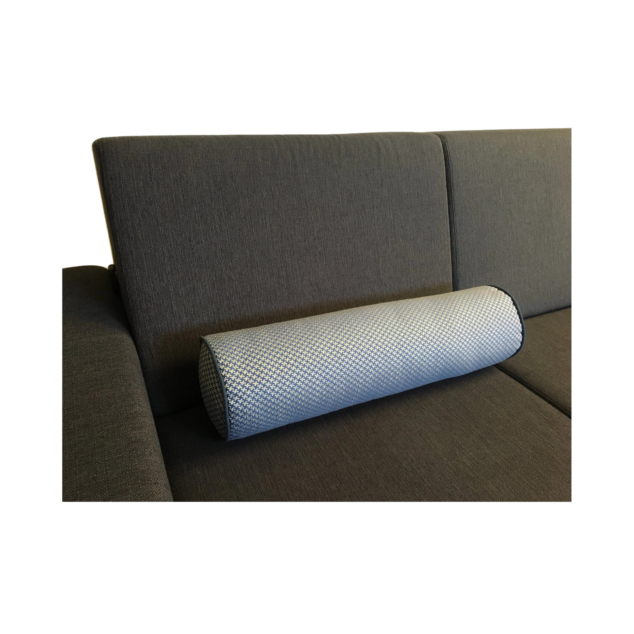 Nackenrollenkissen mit Paspelierung